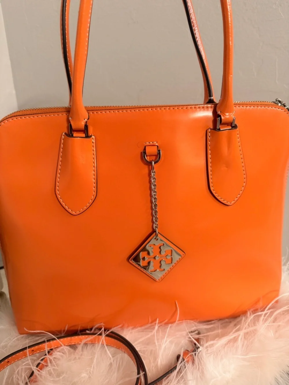 NWOT Tory Burch Swing Satchel Bag